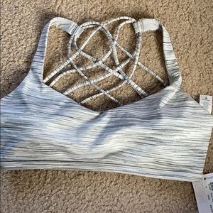 Lululemon sports bra